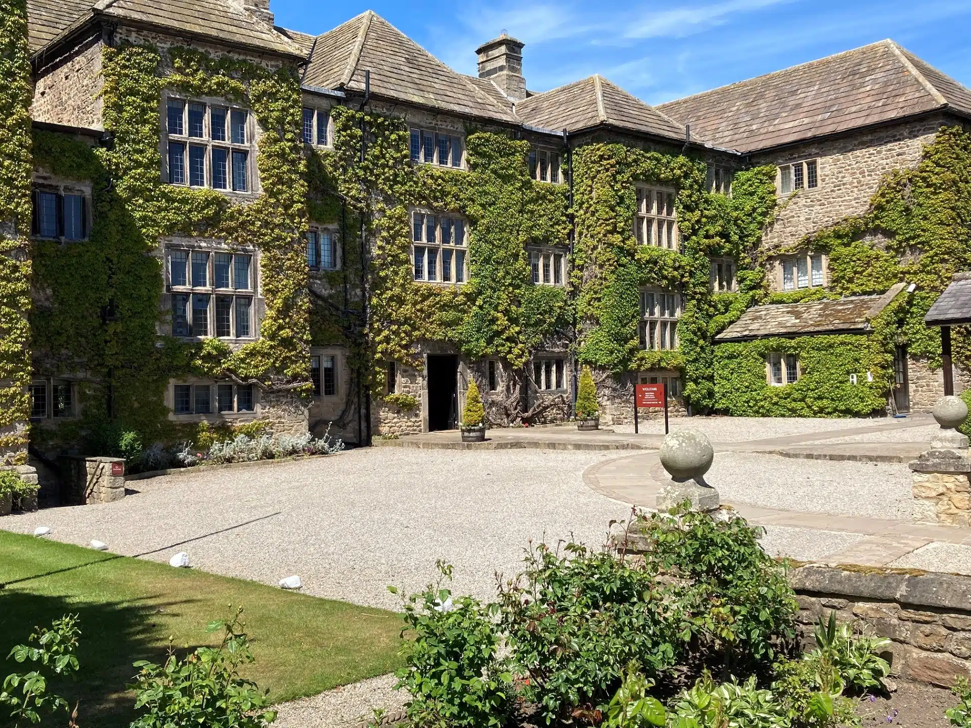 Headlam Hall 4 headlma hall courtyard